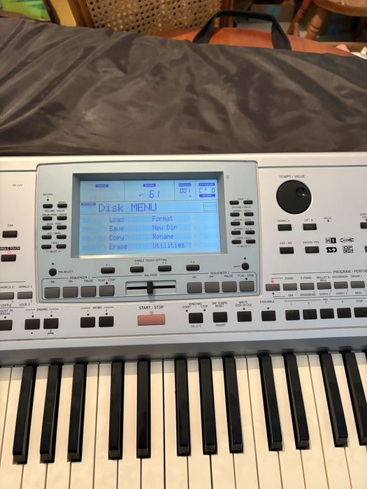 Orga muzicala korg pa 50