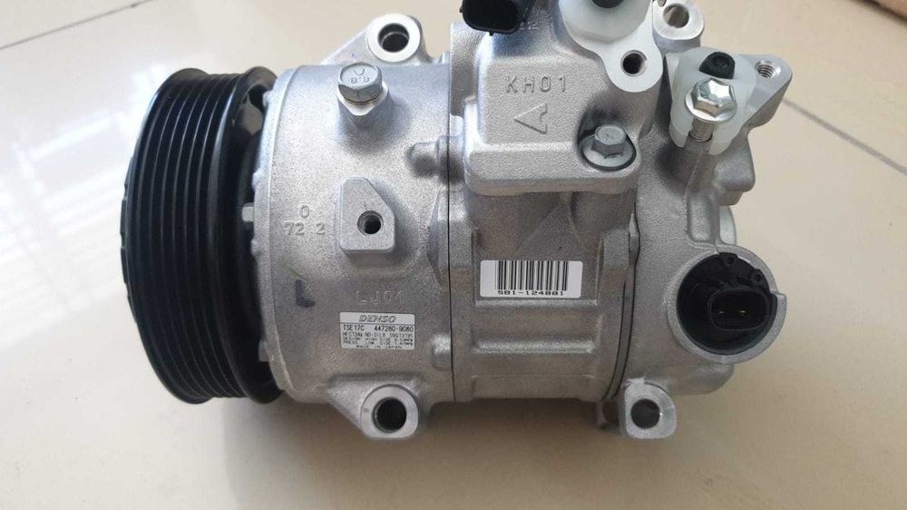 Компрессор кондиционера Toyota Camry 50