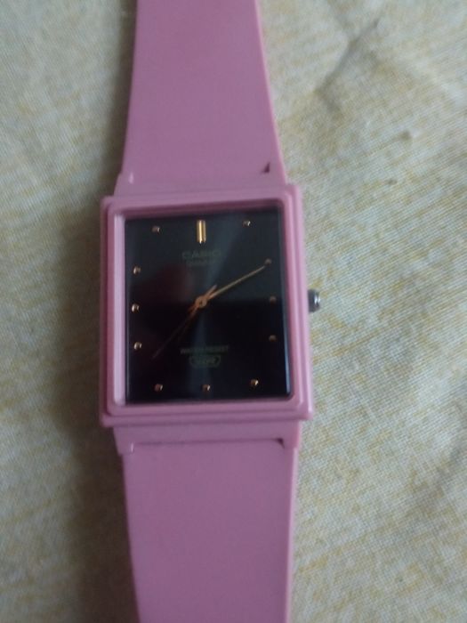 Оригинален дамски часовник