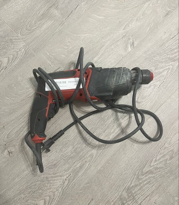 Set scule Einhell – 5 unelte, 2 funcționale, restul pt piese