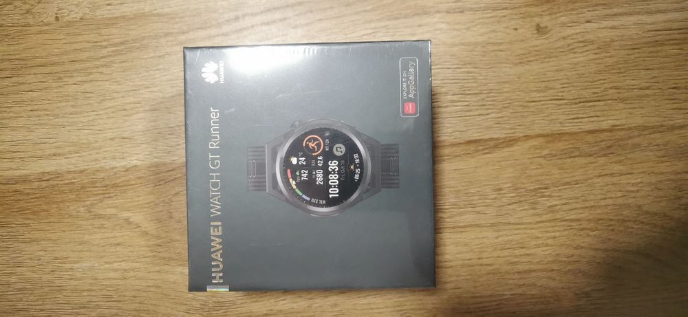 Huawei GT Runner смарт часовник