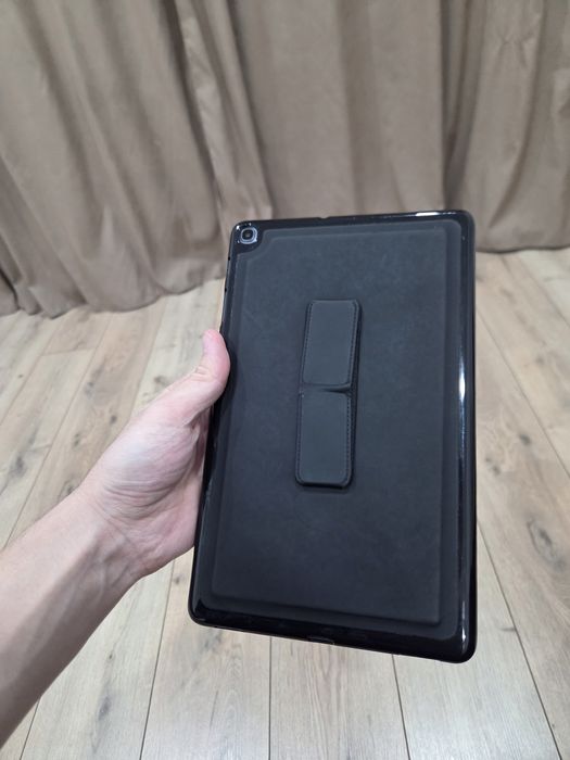 Samsung планшет.