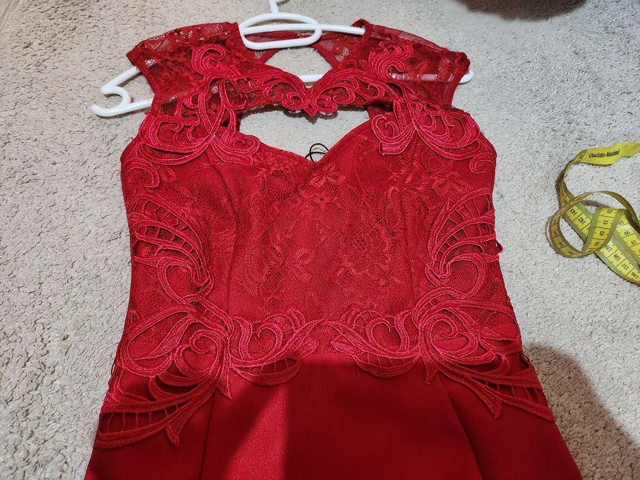Официална рокля Lipsy London
