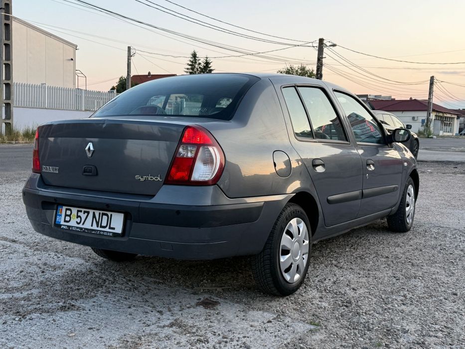RENAULT Symbol 0 — imagine 4