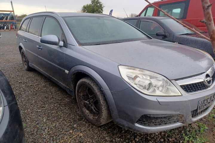 Dezmembrez Opel Vectra C