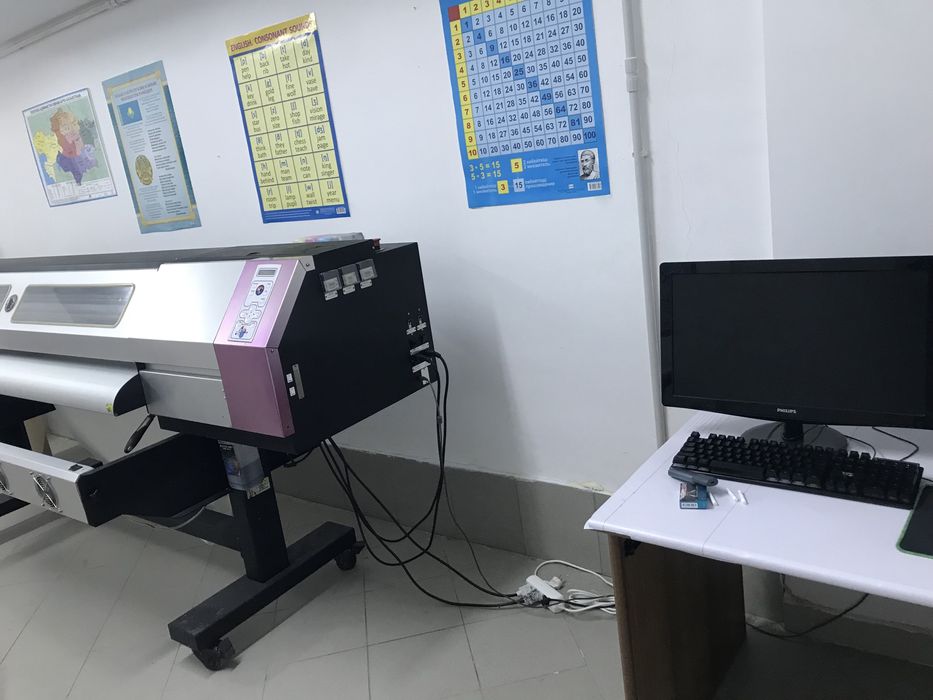 Продажа широкоформатного принтера