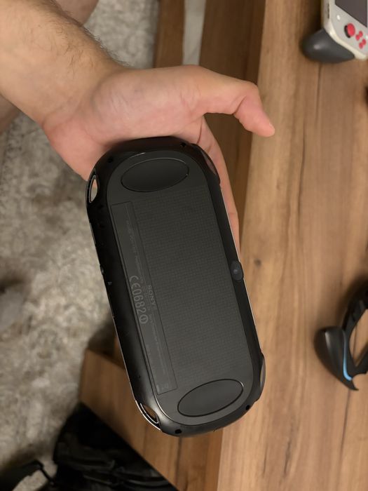 Продам Psp - Ps vita