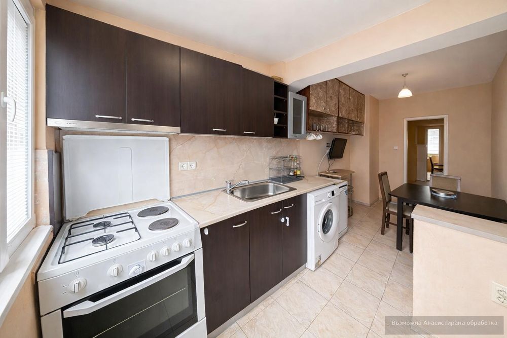 Дава се под наем Двустаен апартамент в Пловдив, Коматево - 68 кв.м за 359.04 € - Снимка #2
