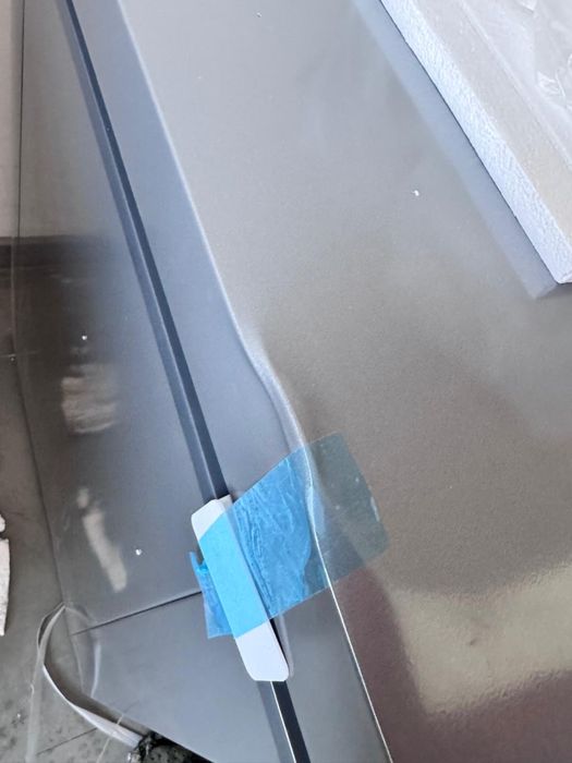 Морозильник с замком и ключом