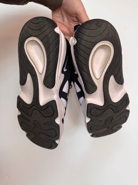 Обувки Nike Tech Hera Black-White