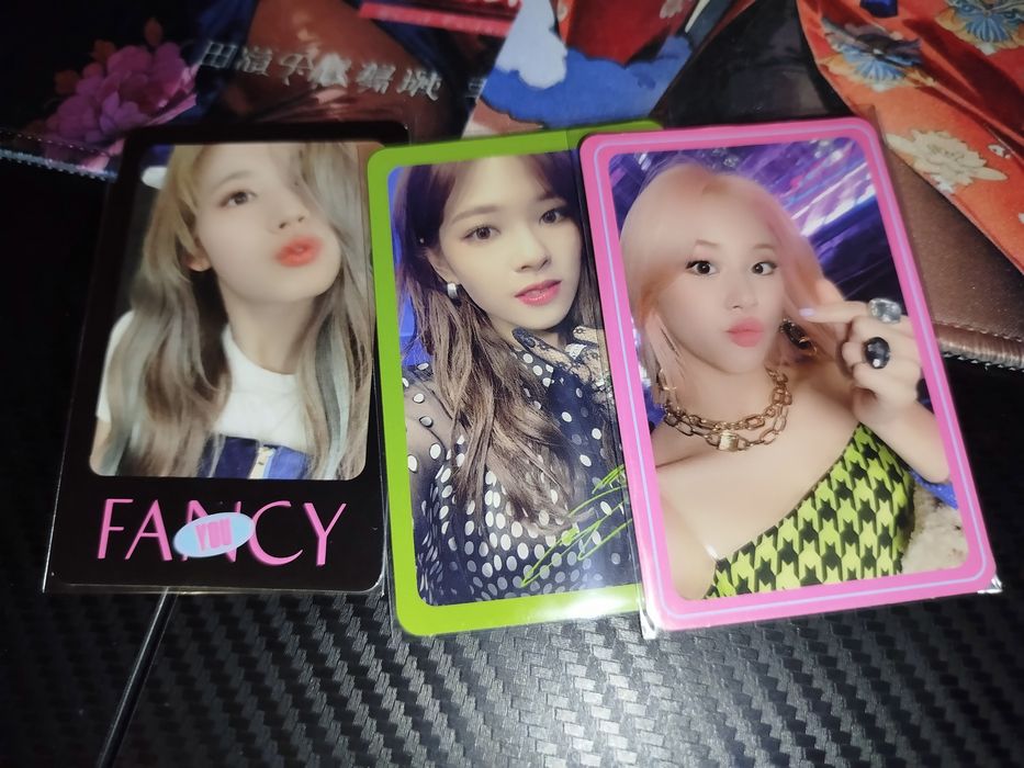 Kpop/кпоп албуми и картички!