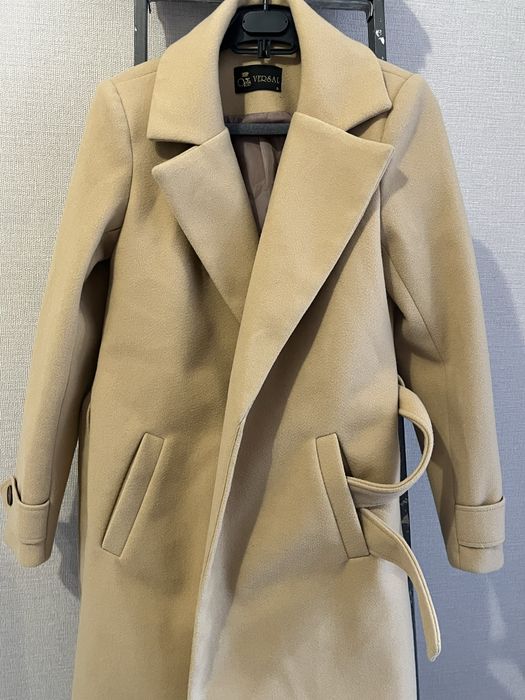 Продам осенне-весенее пальто