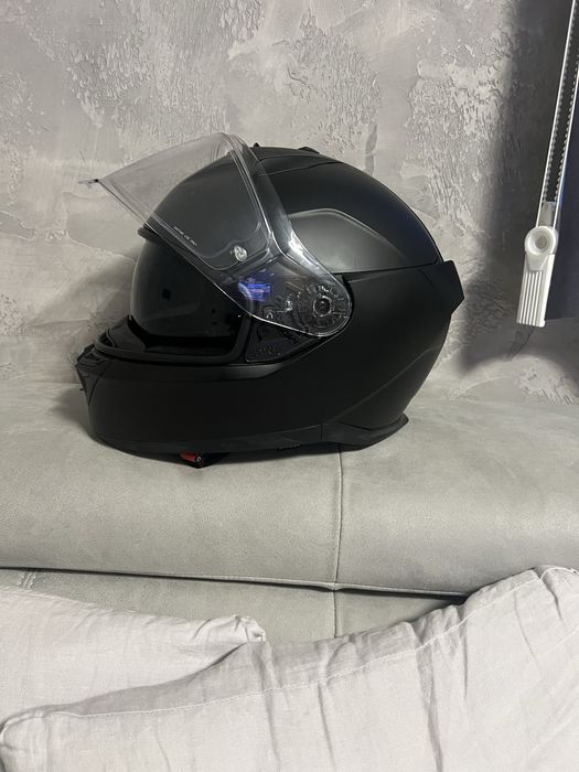 Каска  SHARK  размер л