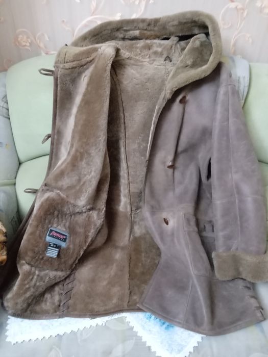 Продам дубленку 54р