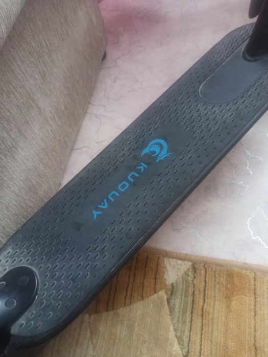 электросамокат kuquay