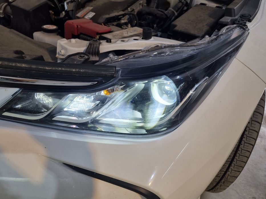 Фары toyota corolla e210