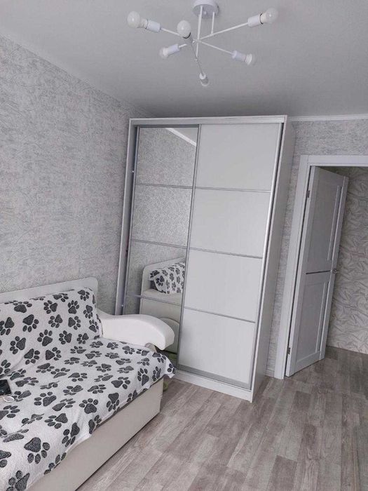 Продам 2 ком квартиру с хорошим ремонтом Уют!