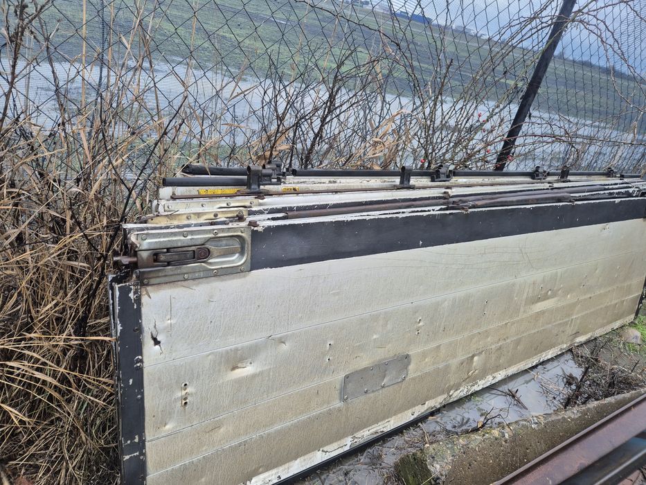 Obloane semiremorca si stalpi