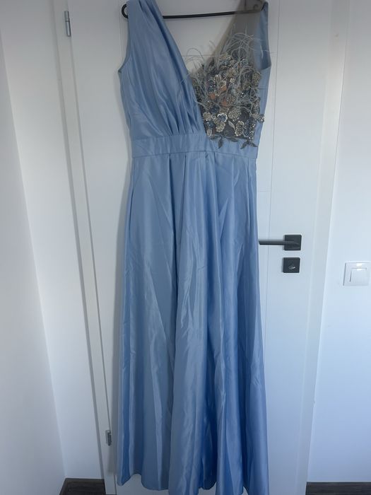 Vand rochie de seara