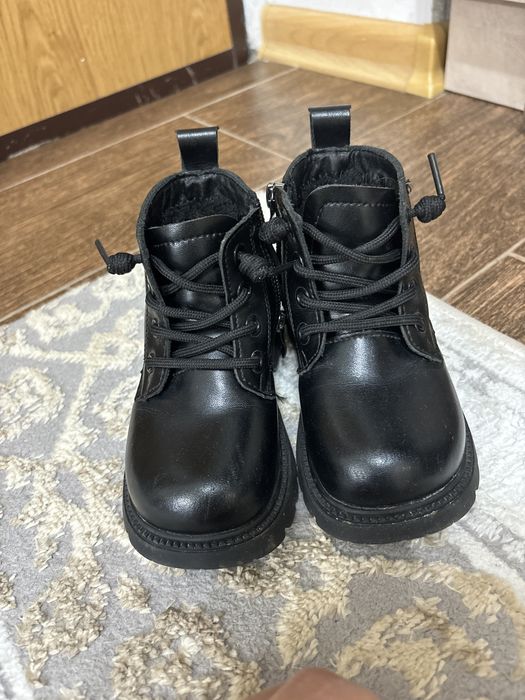 Теплые демисезонные сапожки