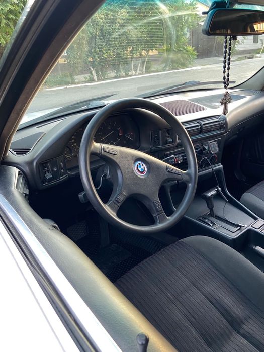 Продам bmw 525/е34