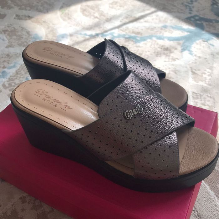 Шлепанцы 36 р новые