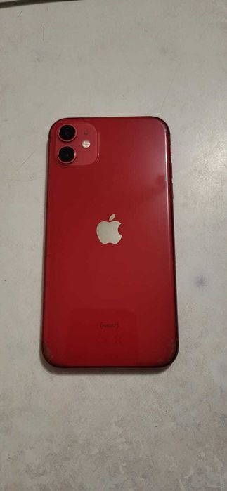 Продам Айфон 11 64 гб