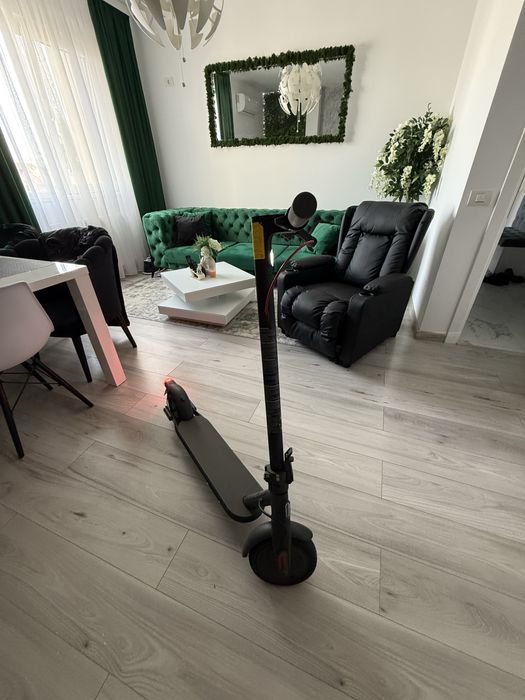 Trotineta electrica XIAOMI 4 LITE Garantie