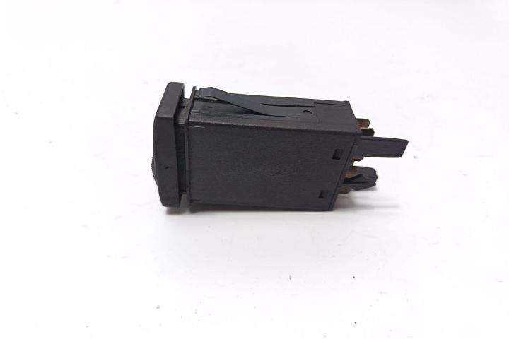 Buton avarie 8D0941509C Audi A4 B5