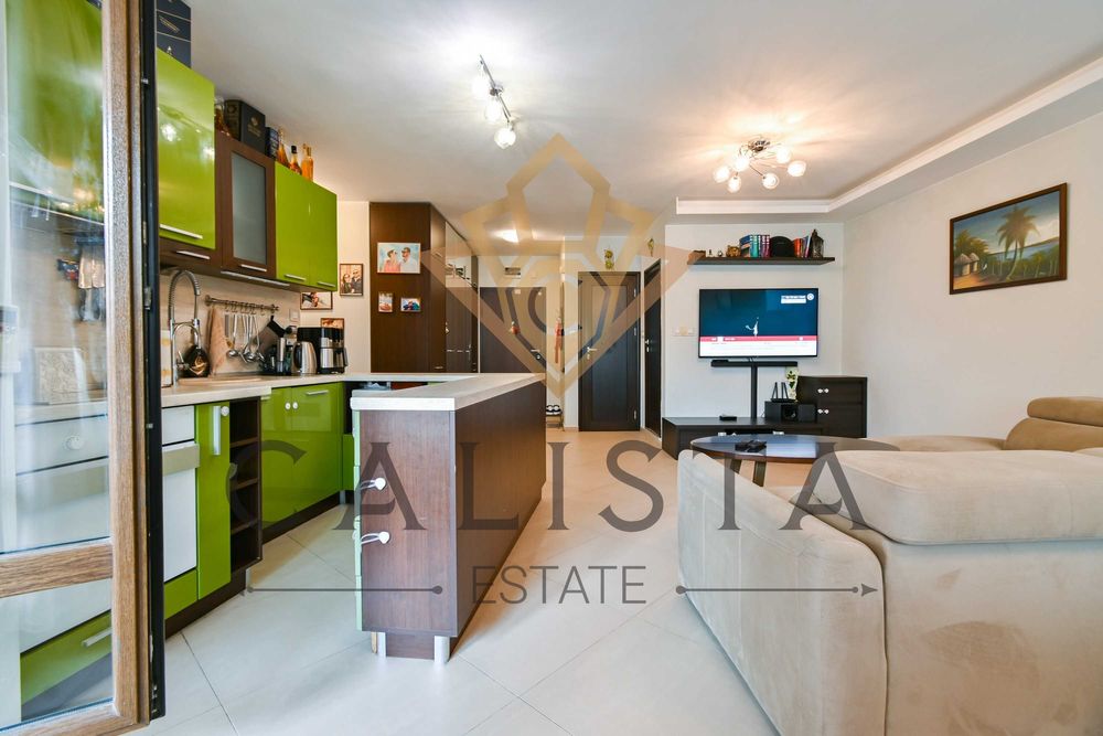 Продава се Тристаен апартамент в София, Витоша - 104 кв.м за 2645 €/кв.м - Снимка #2