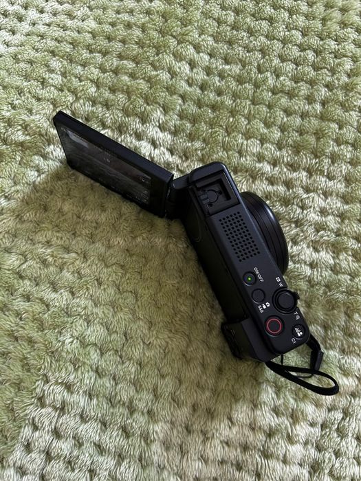 Sony zv1-f.
