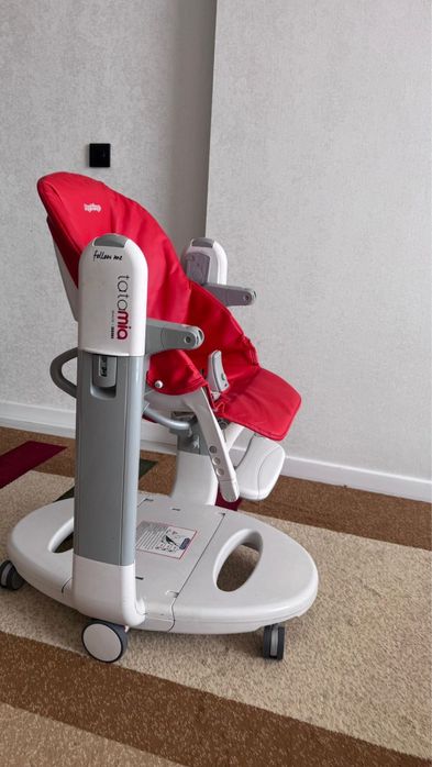 Качеля и стол для кормления