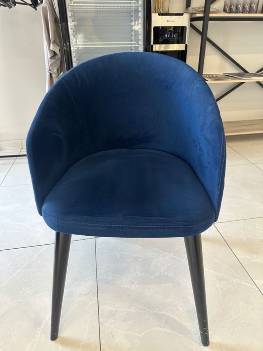 Продам Диван и стулья