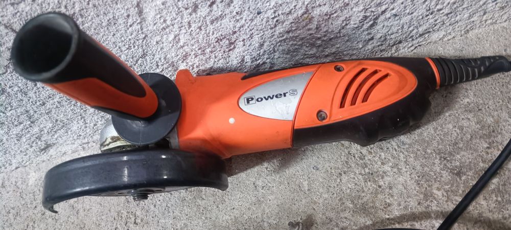 Ъглошлайф шлайф 900 вата