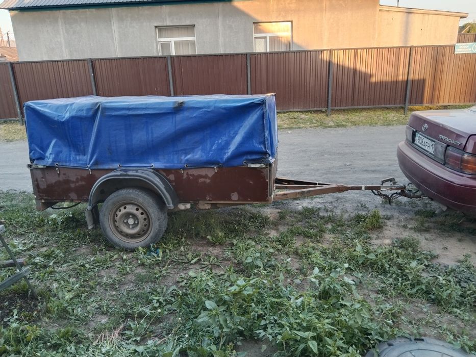 Продам тойоту камри 10 вместе с прицепом