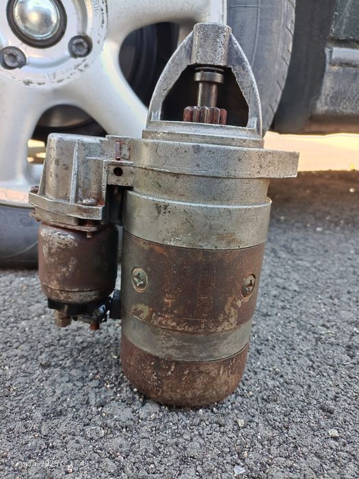 Продам стартер УАЗовский