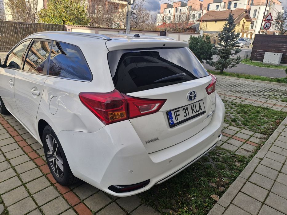 Toyota Auris Touring  Sports Hibrid Benzina /Electric
