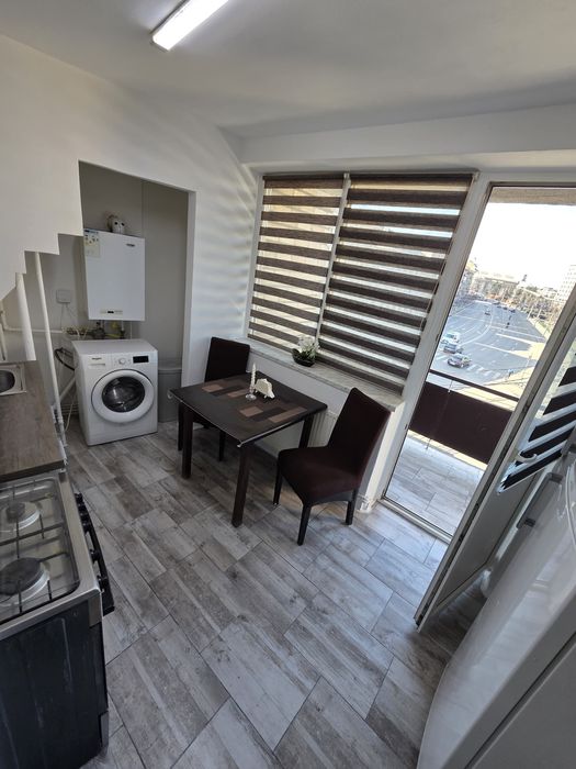 Apartament Ultracentral 2 camere decomandat centru,renovat Martie 2026