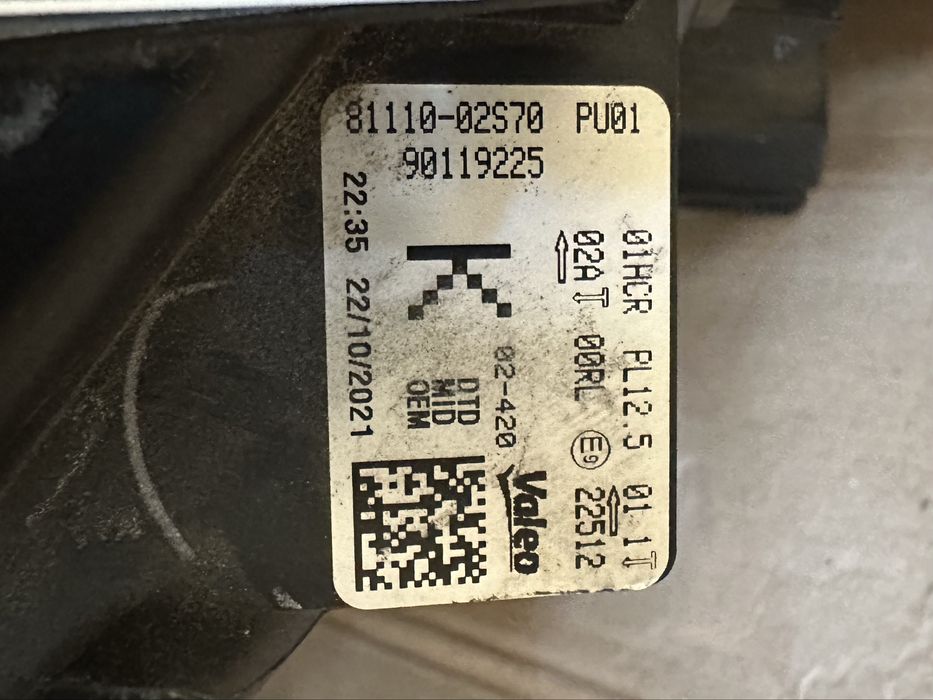 Faruri, Far stanga / Far dreapta Toyota Corolla 2018-2022, E210