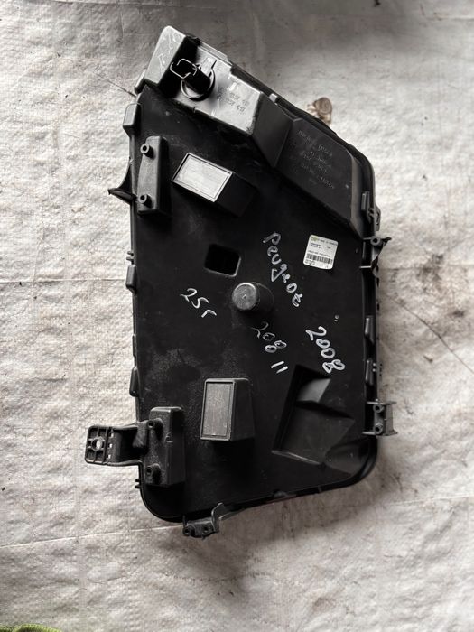 LED дневна светлина (DRL) • Peugeot 2008  23-