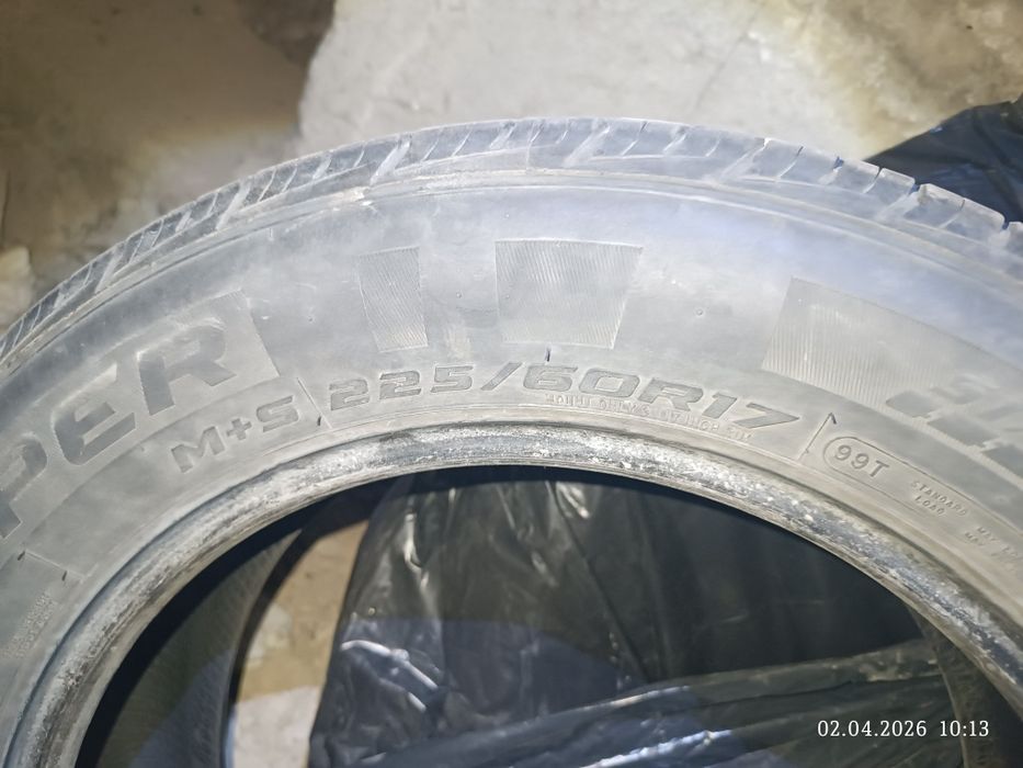 Продам летнюю резину на 17