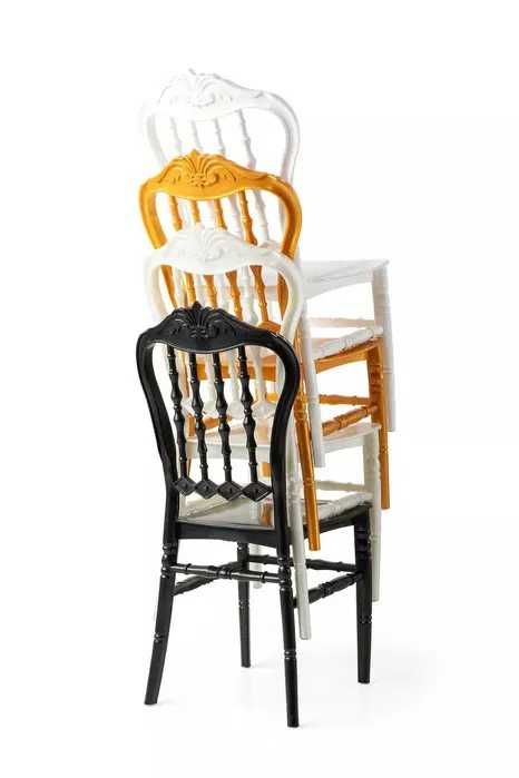 Сватбени столове и маси за градина и закрити помещения различни модели