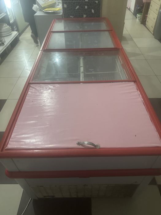 Продаеться морозильный ларь