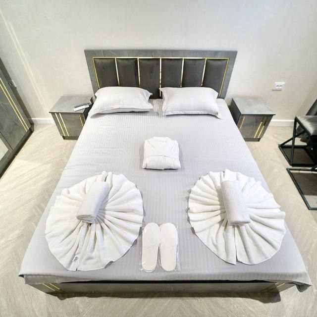 Hotel bez zaks/ Mehmonxona/ Gasnitsa / Sutkalik ijara