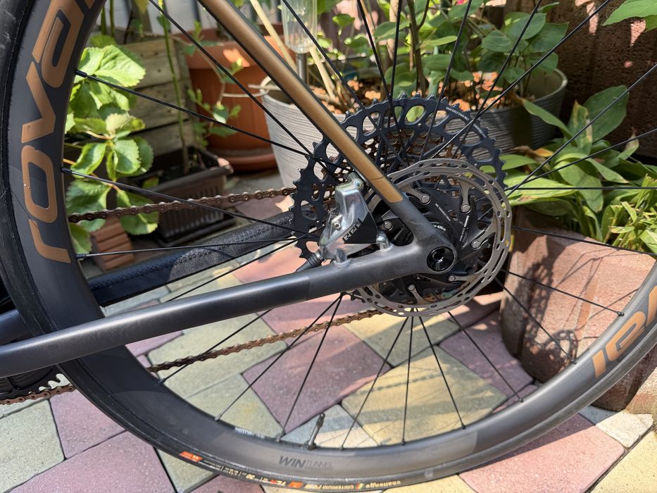 Cursiera Specialized S-Works viteza, confort, ideala atat pe plat cat si la urcari abrupte. Full carbon, 6,85kg