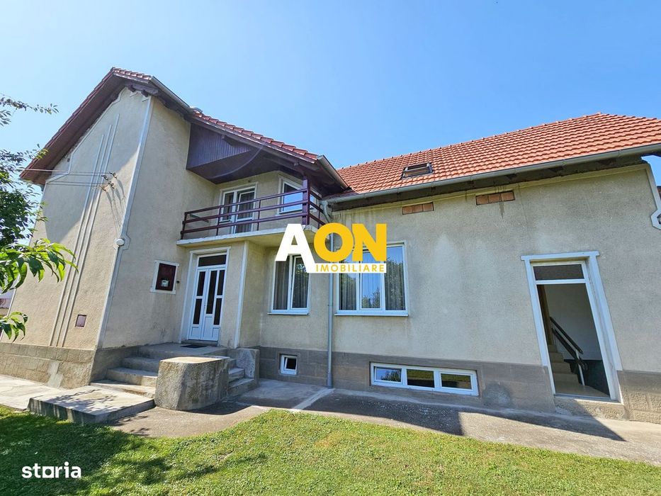 Casa 4 camere, garaj, 680 mp teren, ultracentral, Alba Iulia