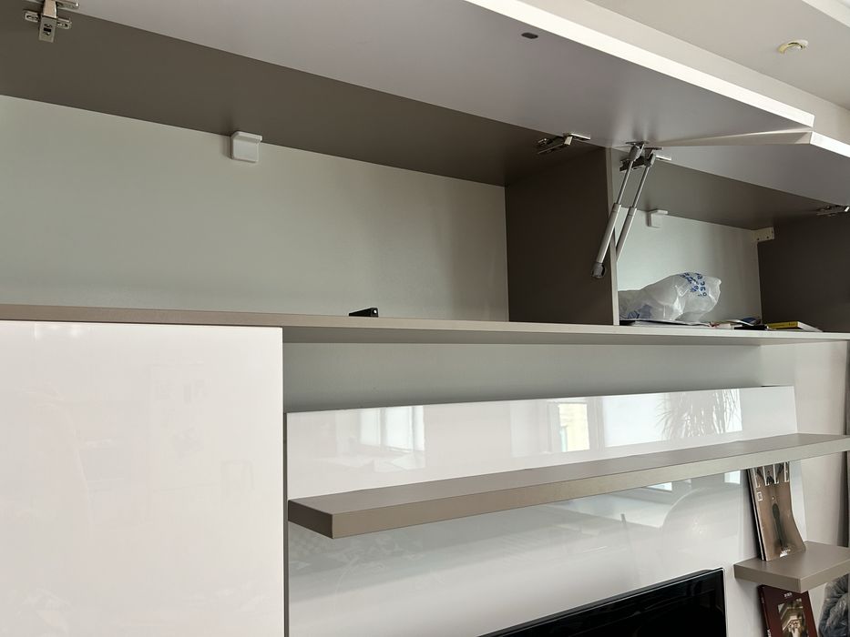 Современная , Стильная стенка в Гостинную