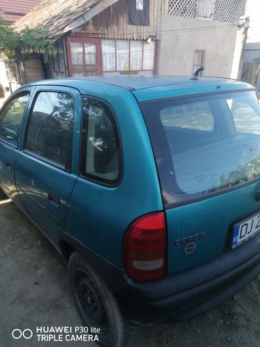 Vând Opel corsa b