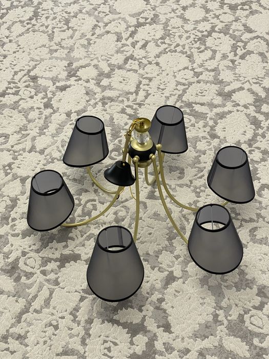 Продается люстра