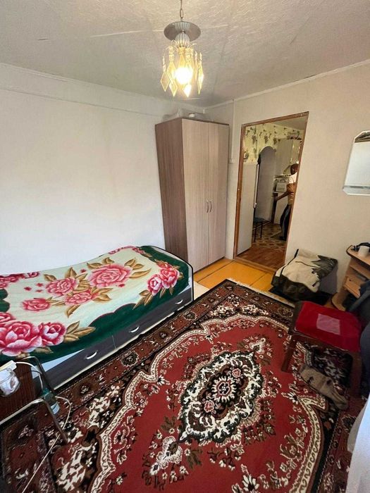 Продам  4х комнатный дом в городе недорого